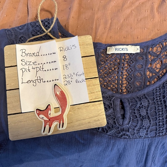 Blue Rickis embroidery top - Picture 7 of 7